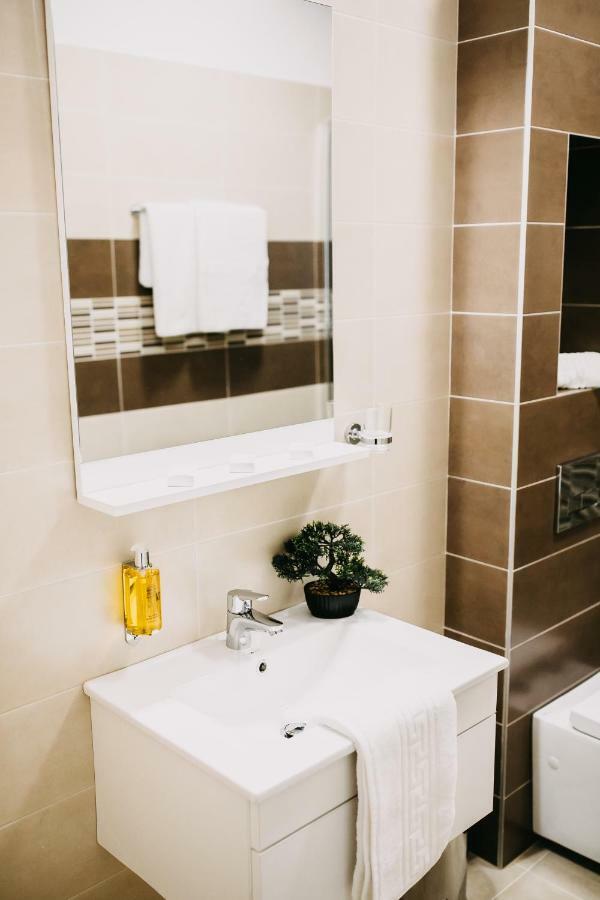 Gaudi Accommodation Kluż-Napoka Zewnętrze zdjęcie